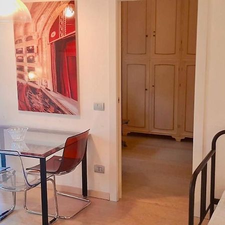 Piazzale Susa Bright Flat Con Veranda Μιλάνο Εξωτερικό φωτογραφία