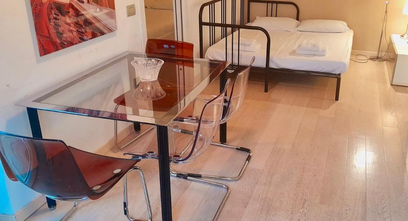 Piazzale Susa Bright Flat Con Veranda Μιλάνο Εξωτερικό φωτογραφία